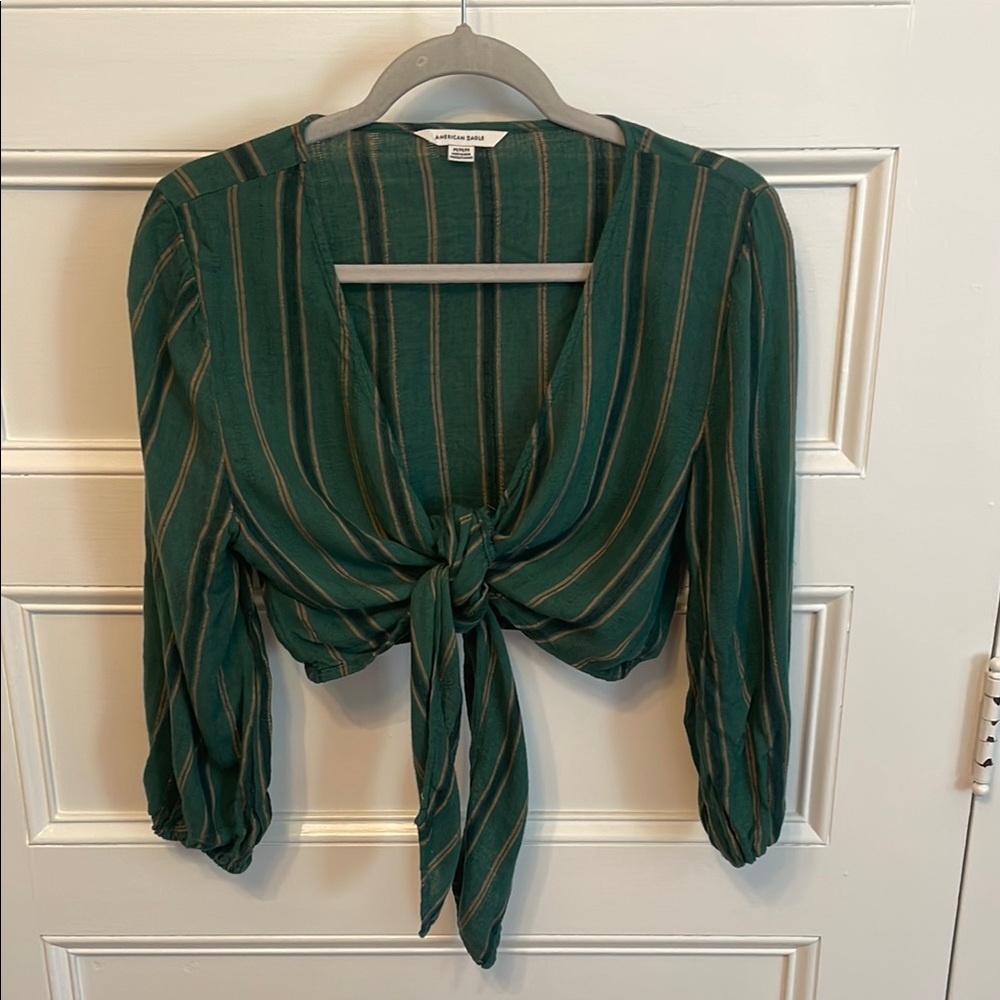 Forever 21 Green Tie-Front Crop Blouse